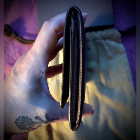 Louis Vuitton Long Bi-Fold Wallet - Picture 7 of 9